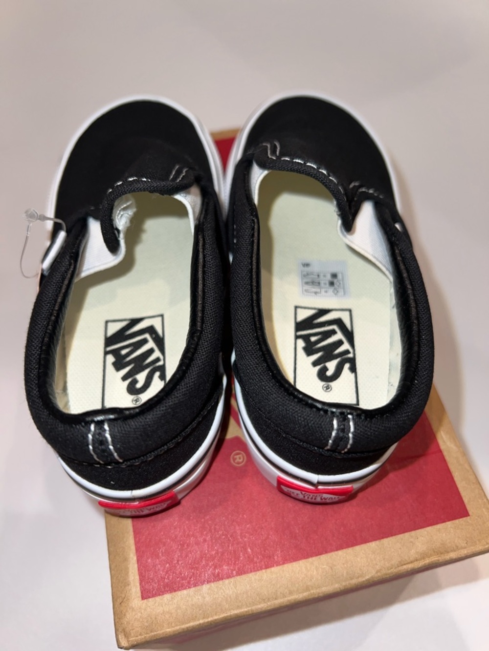 NWT VANS TODDLER SLIP ON IN BLACK SIZE 8 TODDLER - Picture 8 of 9
